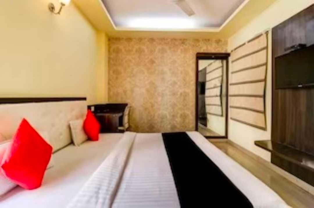 Collection O Hotel Kashi Inn Varanasi Exterior photo